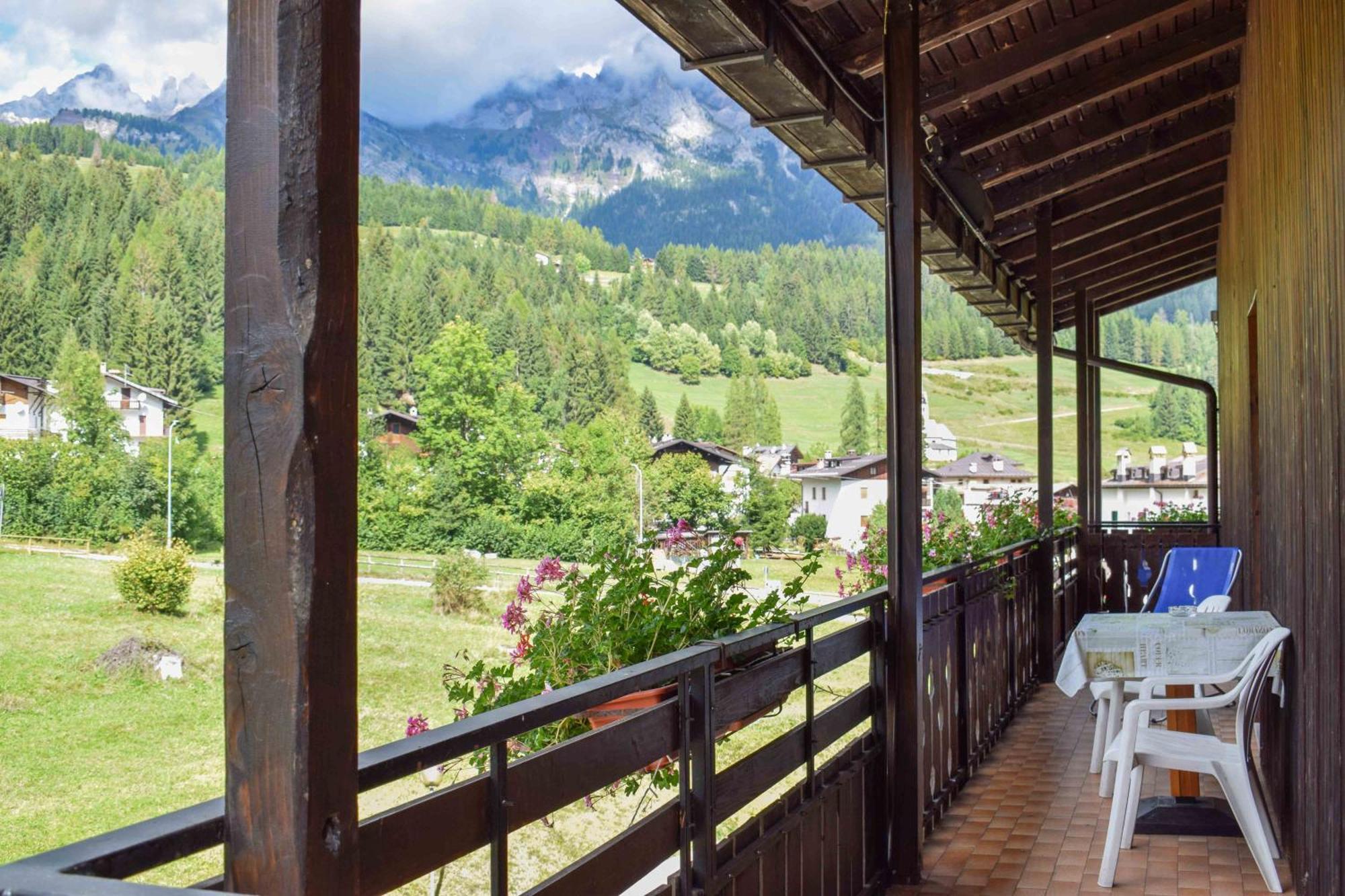 Albergo Scoiattolo ฟัลกาเด ภายนอก รูปภาพ