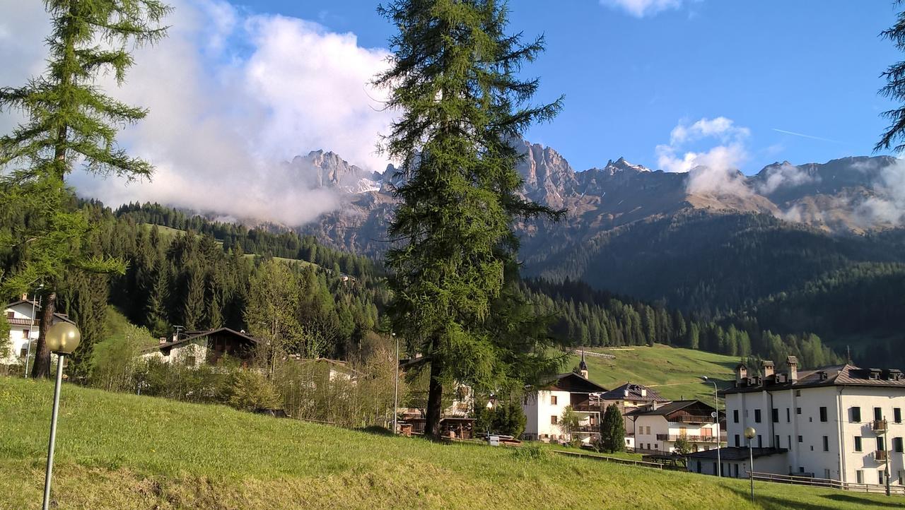 Albergo Scoiattolo ฟัลกาเด ภายนอก รูปภาพ